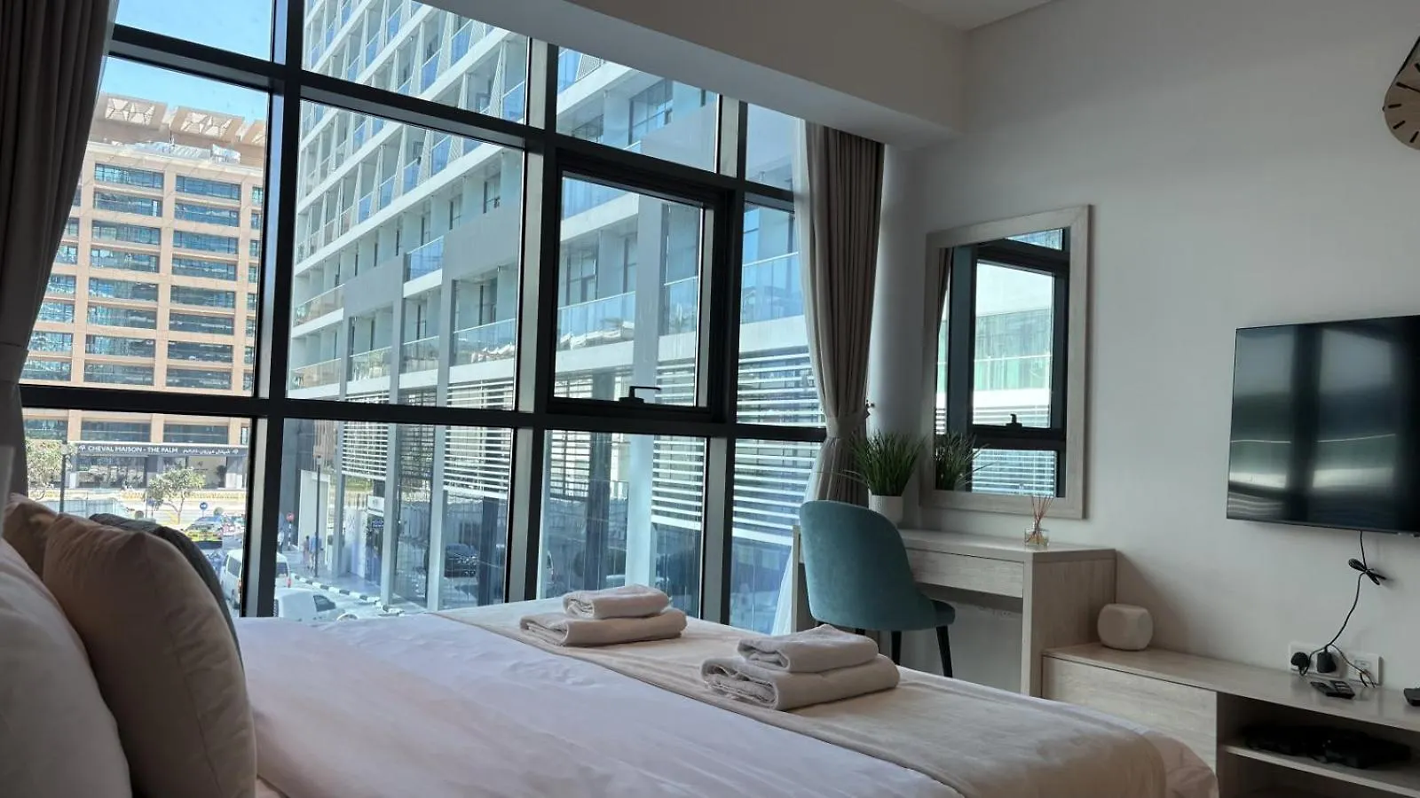 Seven Palm Studio A Sophisticated Retreat In The Heart Of Palm Jumeirah Dubai