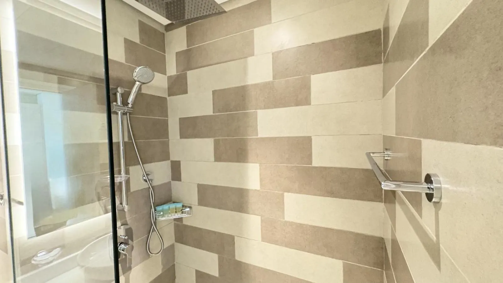 Seven Palm Studio A Sophisticated Retreat In The Heart Of Palm Jumeirah Dubai